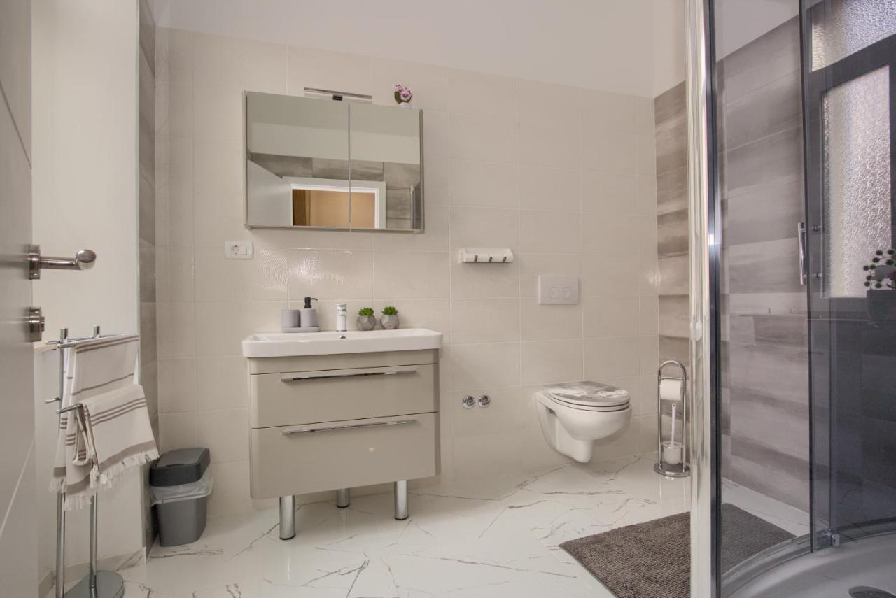 Pasko Properties Rental Pula Extérieur photo