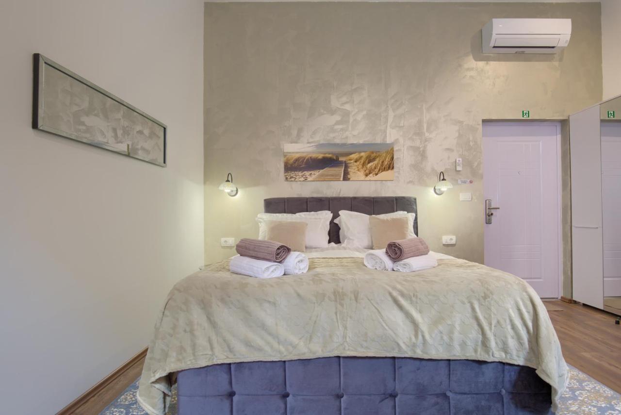 Pasko Properties Rental Pula Extérieur photo